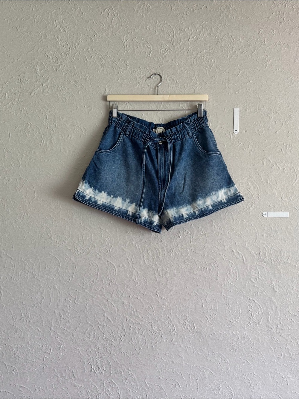 Madewell Dark Blue Denim Tie-Waist Shorts with Bleach Hem